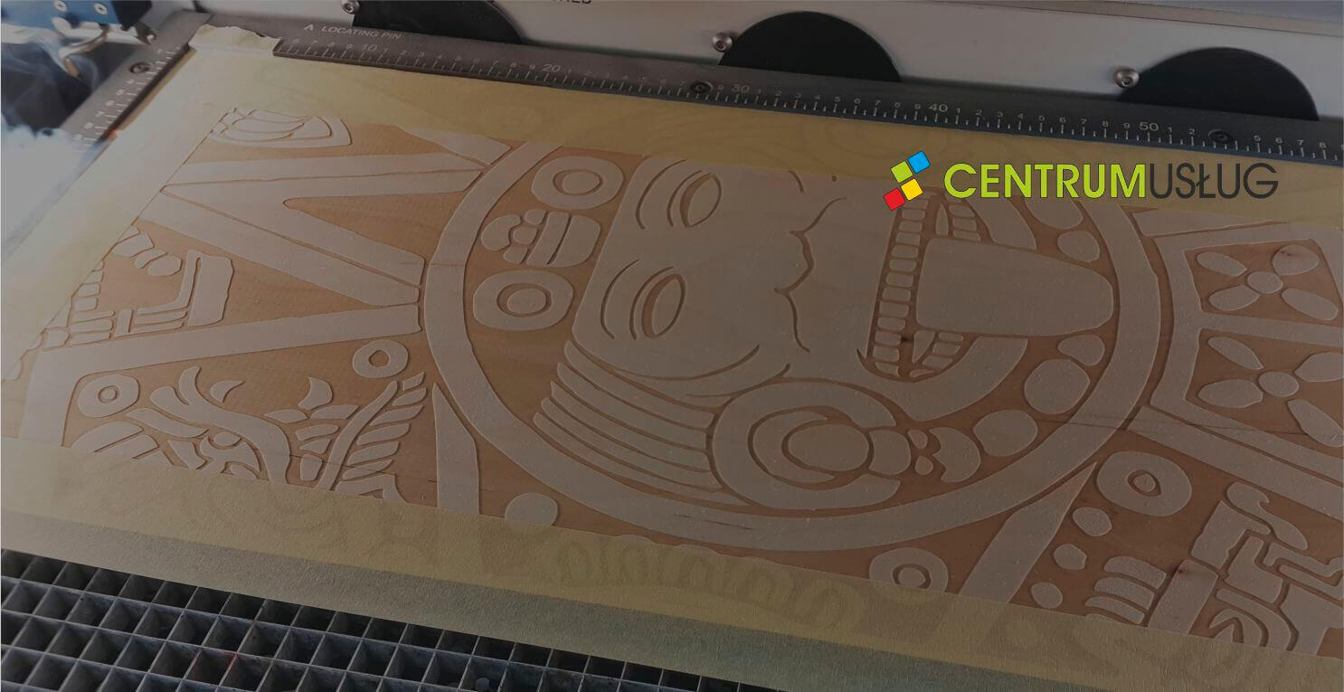 <span class='s5_boldfont'>Centrum usług</span>